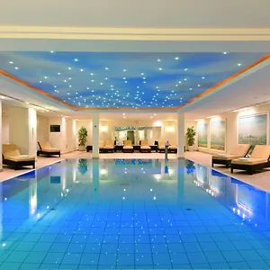 4* מלון Maritim